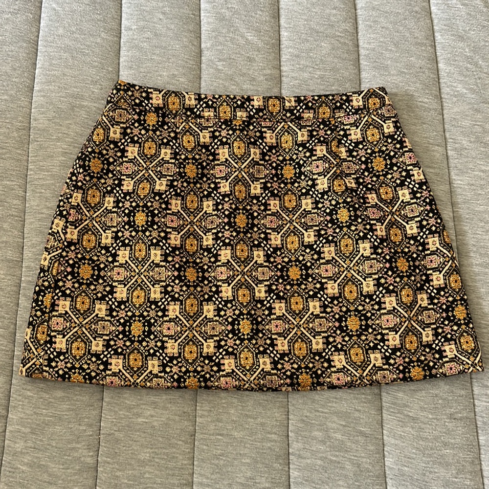 Mini Skirt - Picture 2 of 3